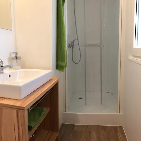 Holiday home Mobile Diana Biograd Na Moru